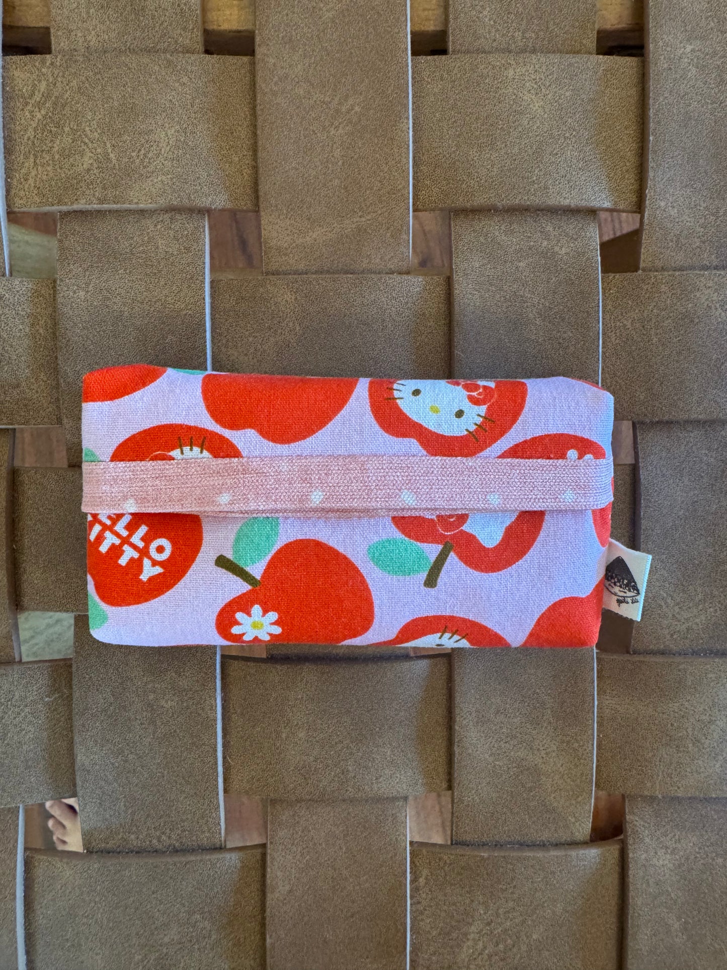 Pocket Tissue Holder- Kitty Apple